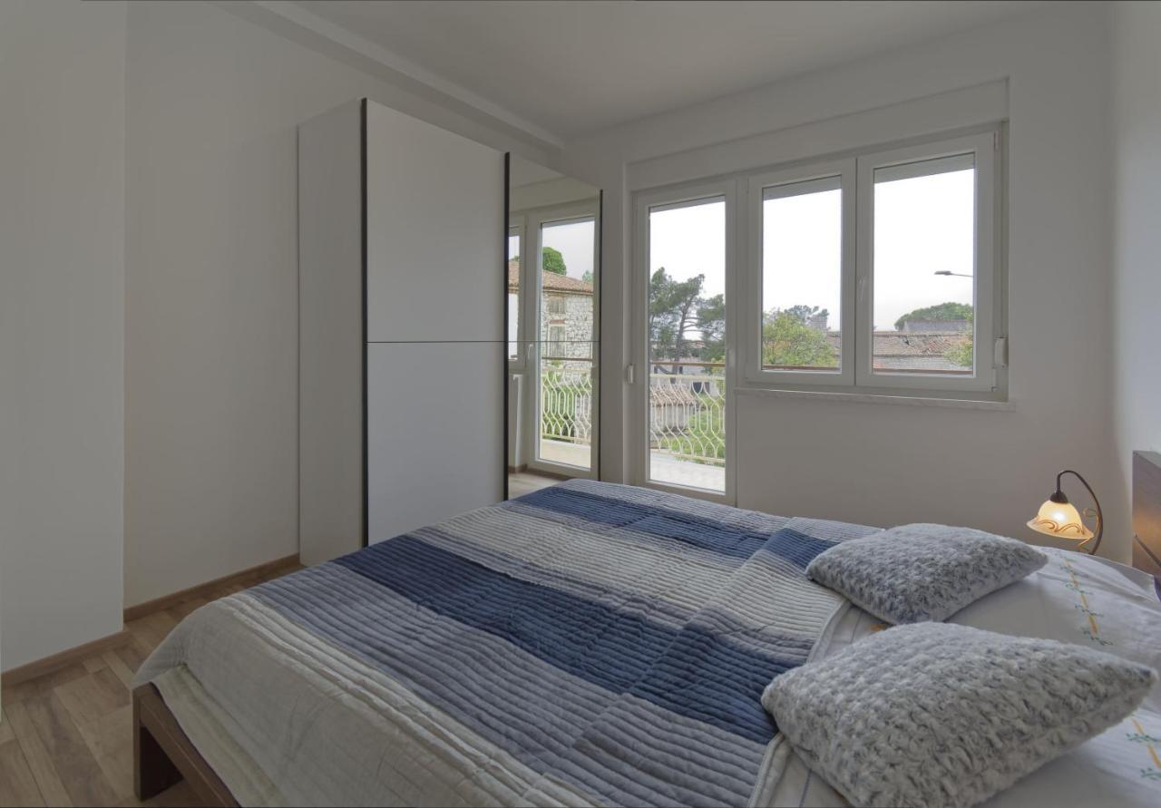 Apartment Patrik By Rent Istria Umag Extérieur photo